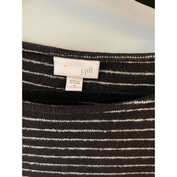 J Jill Sweater Tunic Black White Striped Size Medium Petite Lightweight - Picture 5 of 6